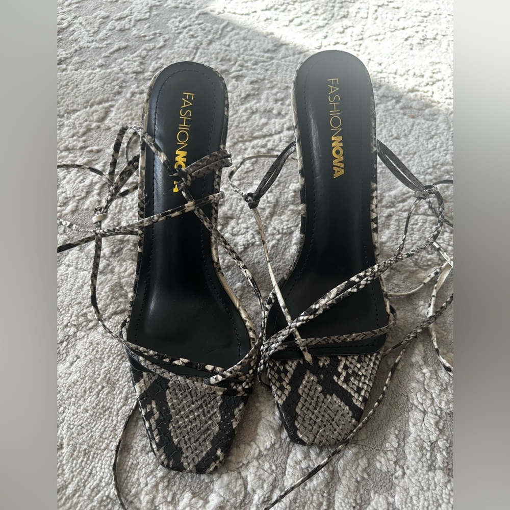 Fashion Nova Snake Print Women's Heels